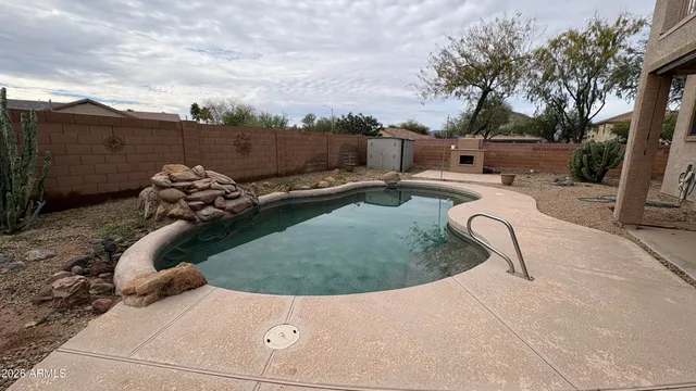 $2,695 | 16811 West Tonbridge Street, Surprise, AZ 85374