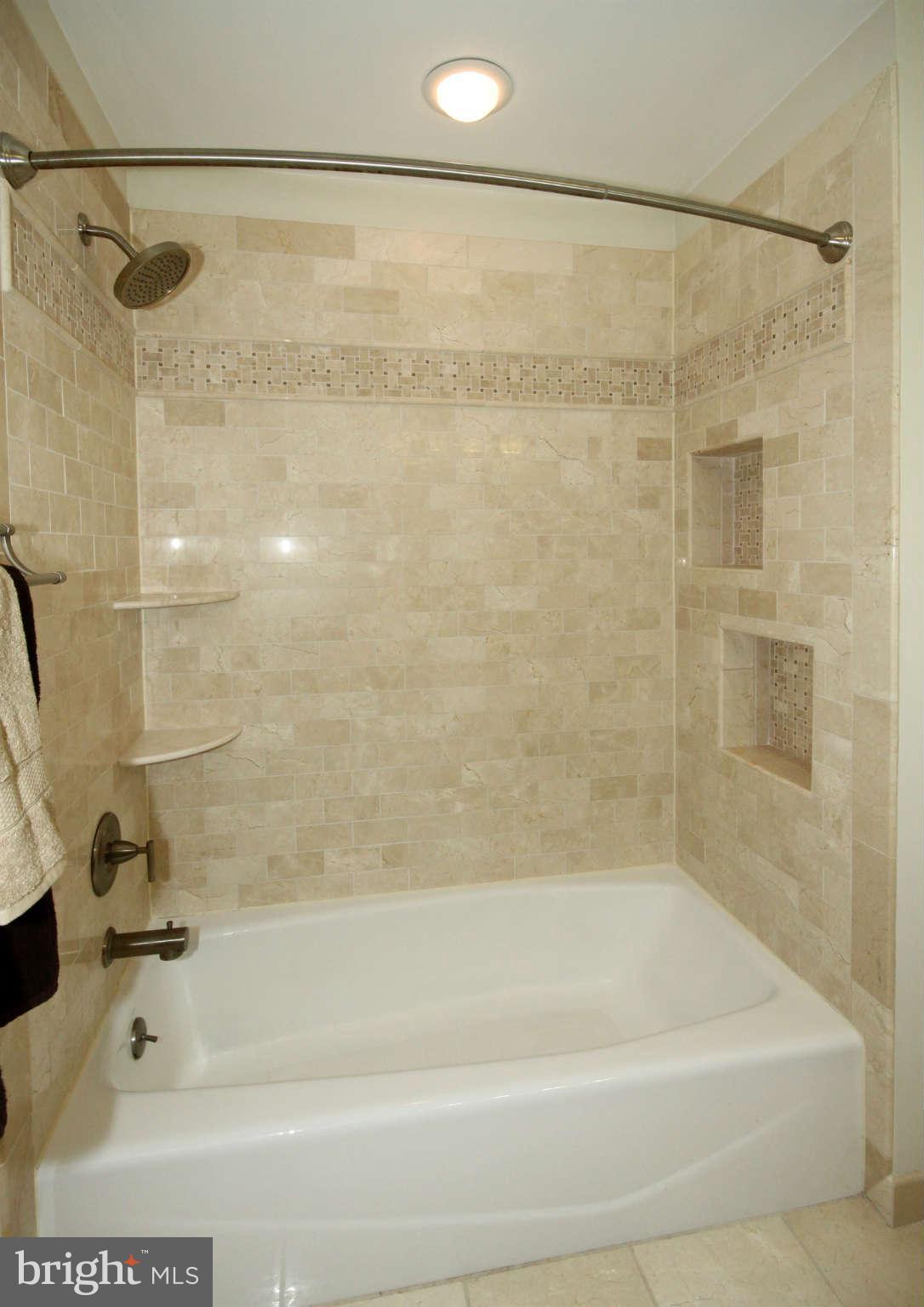 5354 Guinea Road Fairfax, VA 22032 - Photo 19 of 24 Bath