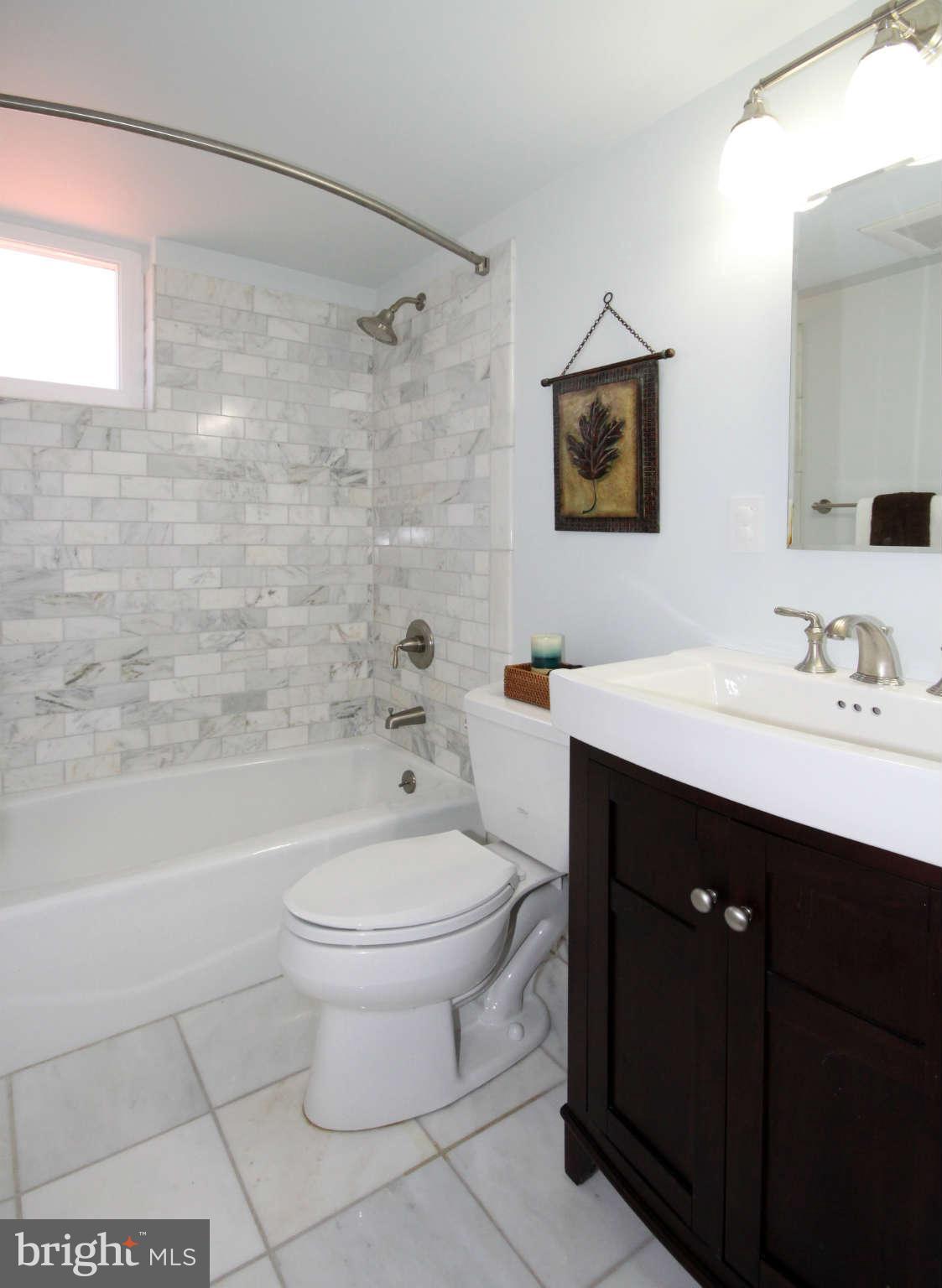 5354 Guinea Road Fairfax, VA 22032 - Photo 21 of 24 Bath