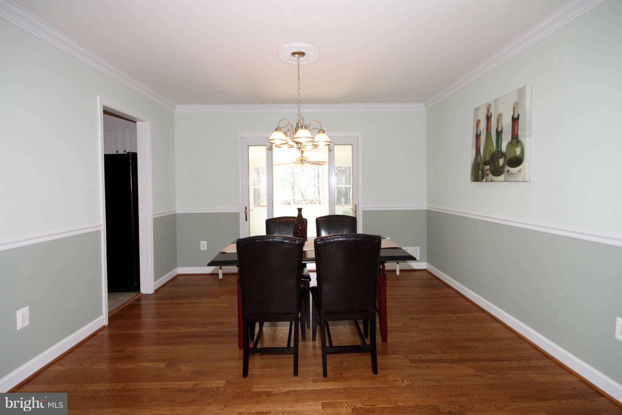 5354 Guinea Road Fairfax, VA 22032 - Photo 5 of 24 Dining Room