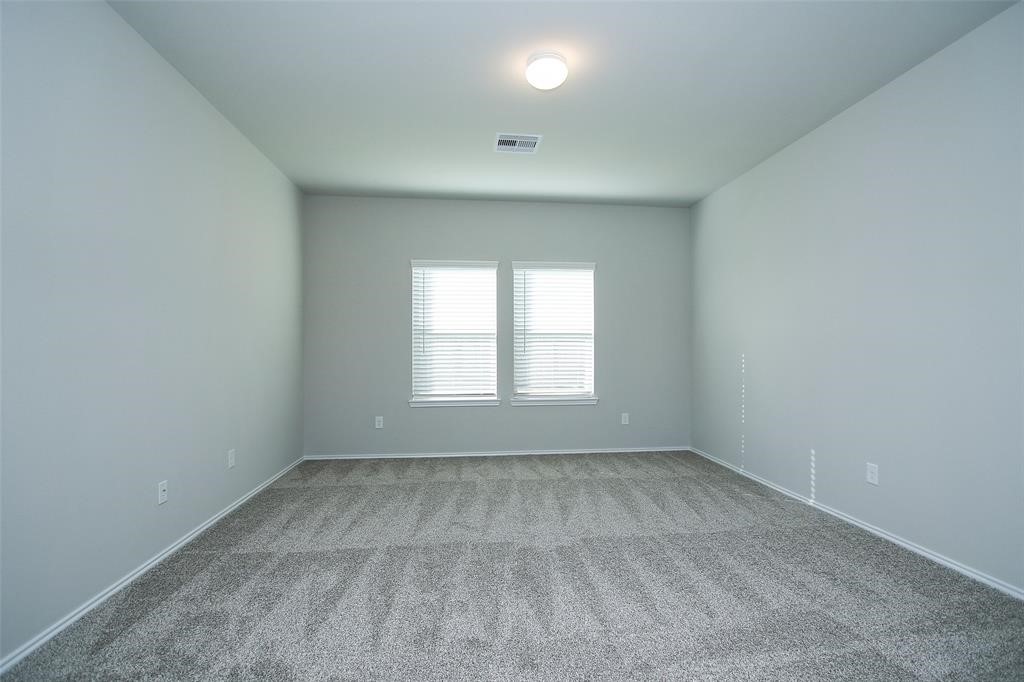 4023 Wyanngate Drive Spring, TX 77373 - Photo 14 of 23 an empty room with a window