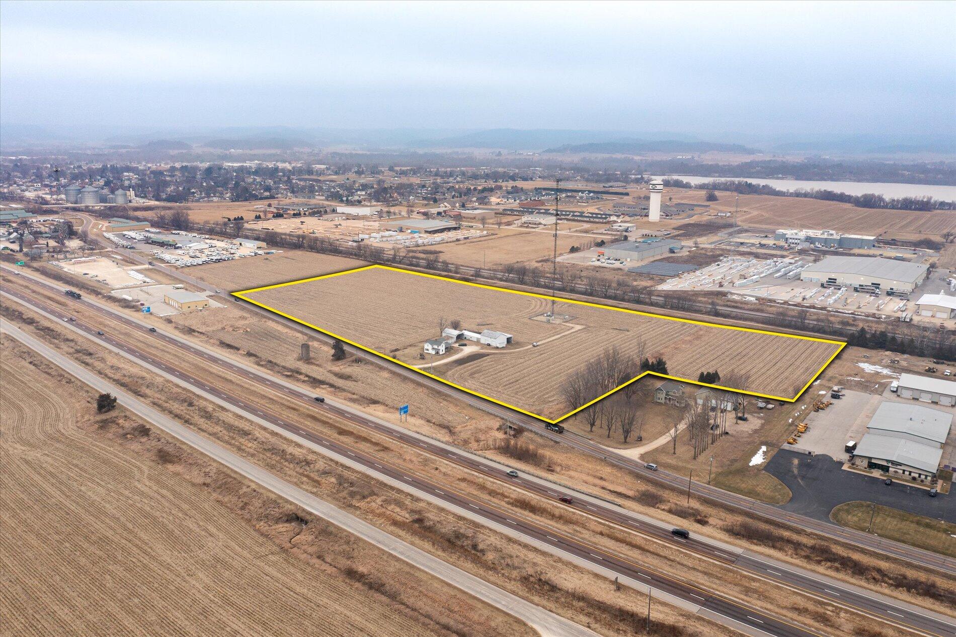 01-W3144 County Rd B West Salem-