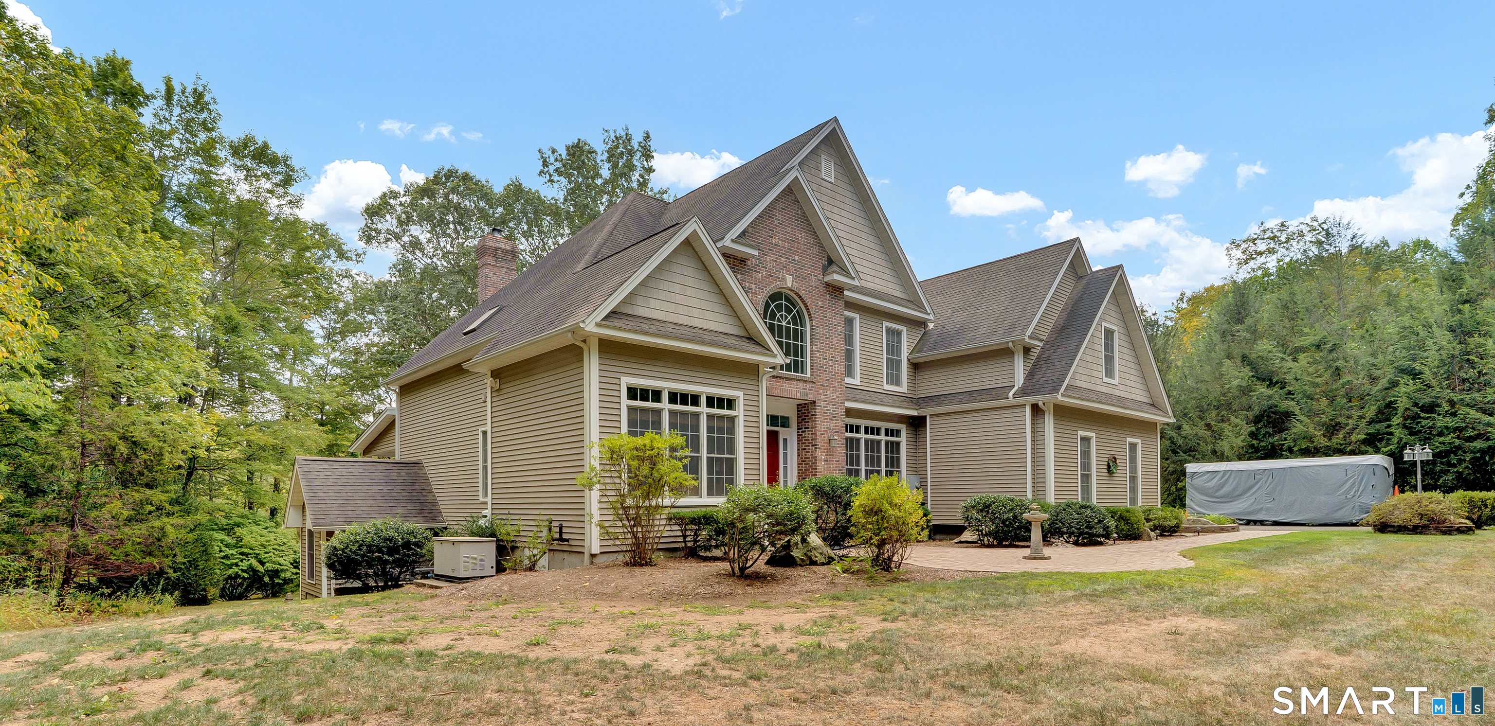 4 Bishop Road Oxford, CT 06478 - Photo 2 of 40 Gallery Image 2