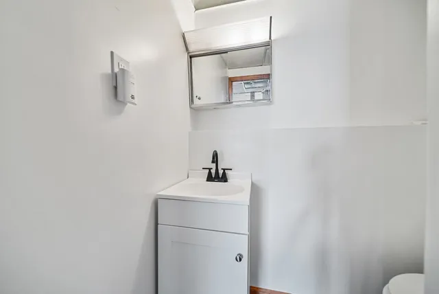 $799,000 | 12 Melendy Road, Hudson, NH 03051