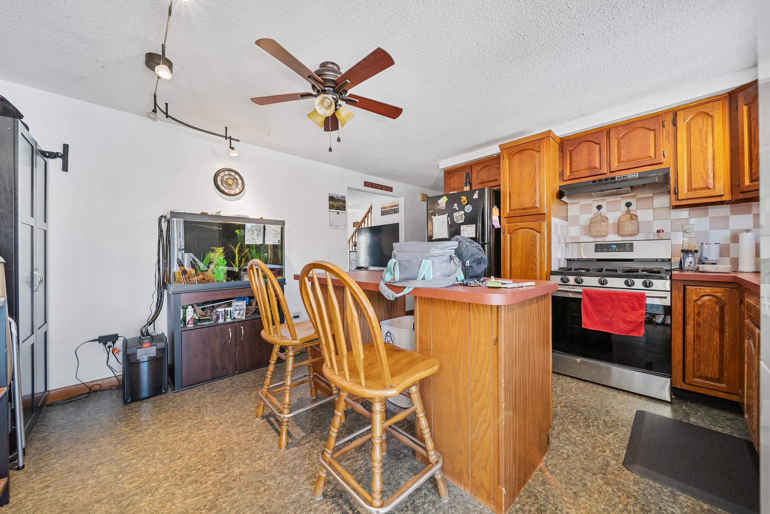 12 Melendy Road Hudson, NH 03051 - Photo 34 of 57