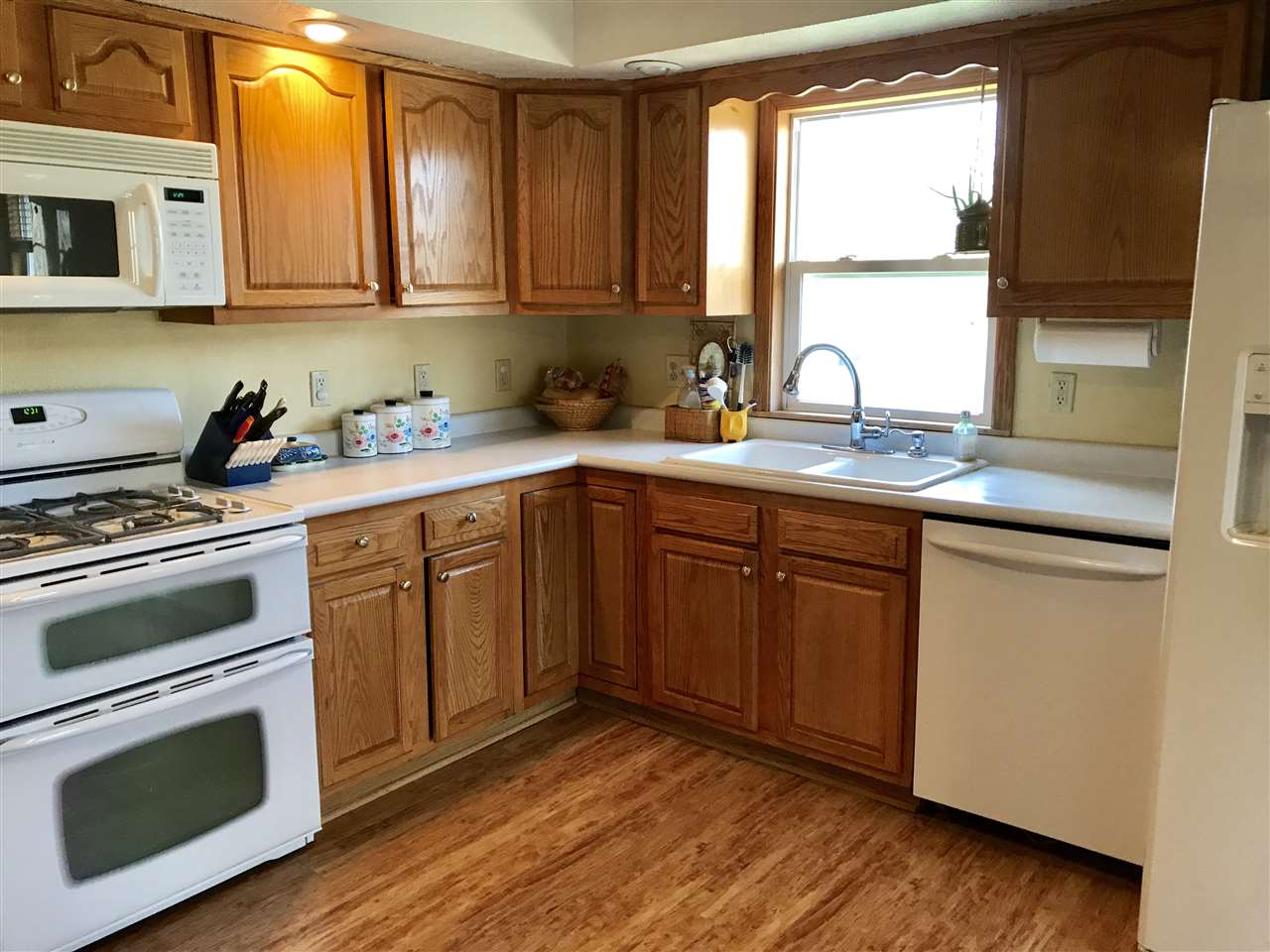 3601 South Bend Road Rockford, IL 61109 - Photo 5 of 25 Gallery Image 5