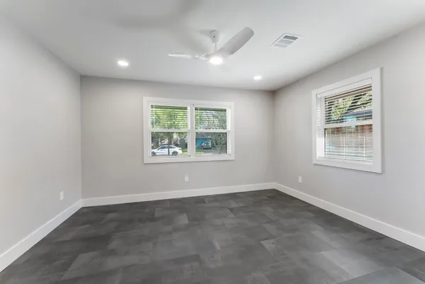 $3,050 | 2223 Hialeah Drive, Houston, TX 77018