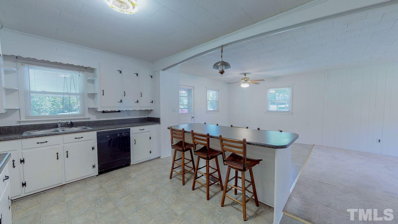 3100 Virgilina Road Roxboro, NC 27574 - Photo 5 of 26