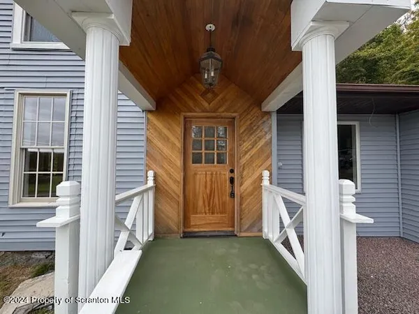 $2,200 | 1598 State Route 6, Factoryville, PA 18419