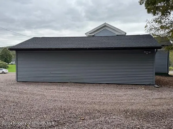 $2,200 | 1598 State Route 6, Factoryville, PA 18419