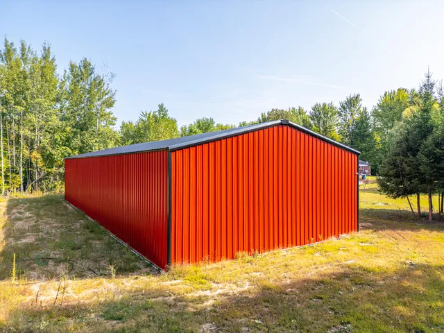 $200,000 | 5852 Northwest County Line Road, Coleman, MI 48618