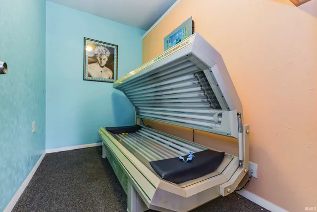 $149,900 | 305 South Albany Street, Selma, IN 47383