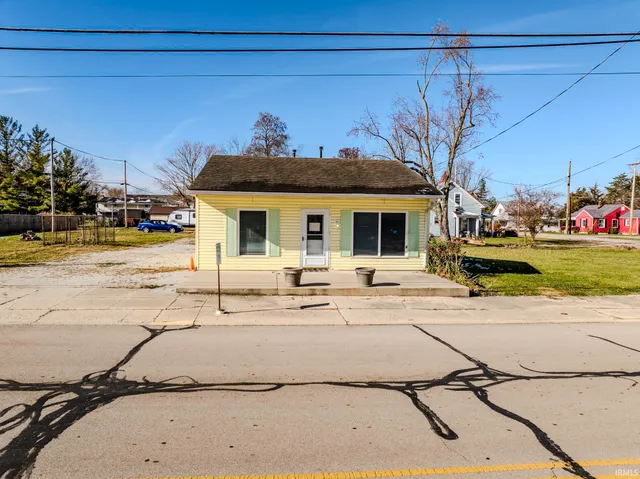 $149,900 | 305 South Albany Street, Selma, IN 47383
