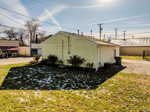 $149,900 | 305 South Albany Street, Selma, IN 47383