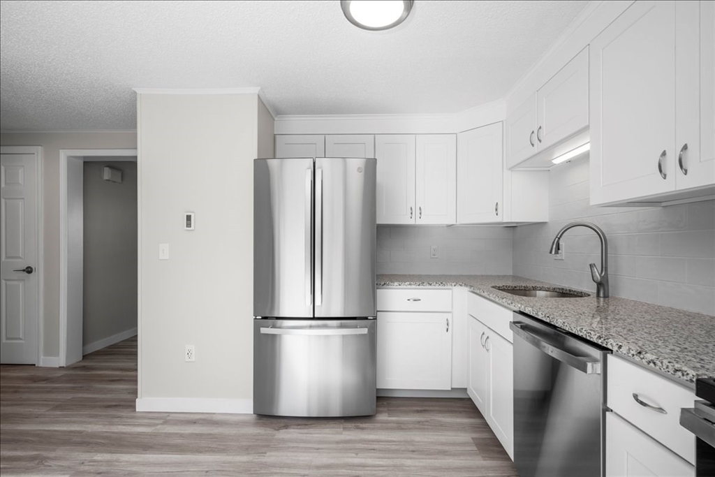 270 Sunderland Road, Unit 65 Worcester, MA 01604 - Photo 3 of 38