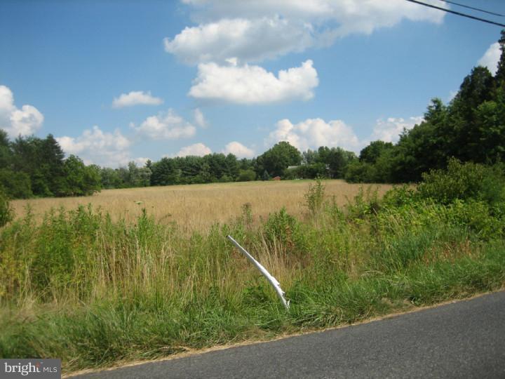 116 Kinsey Road Harleysville, PA 19438 - Photo 2 of 4 View 1