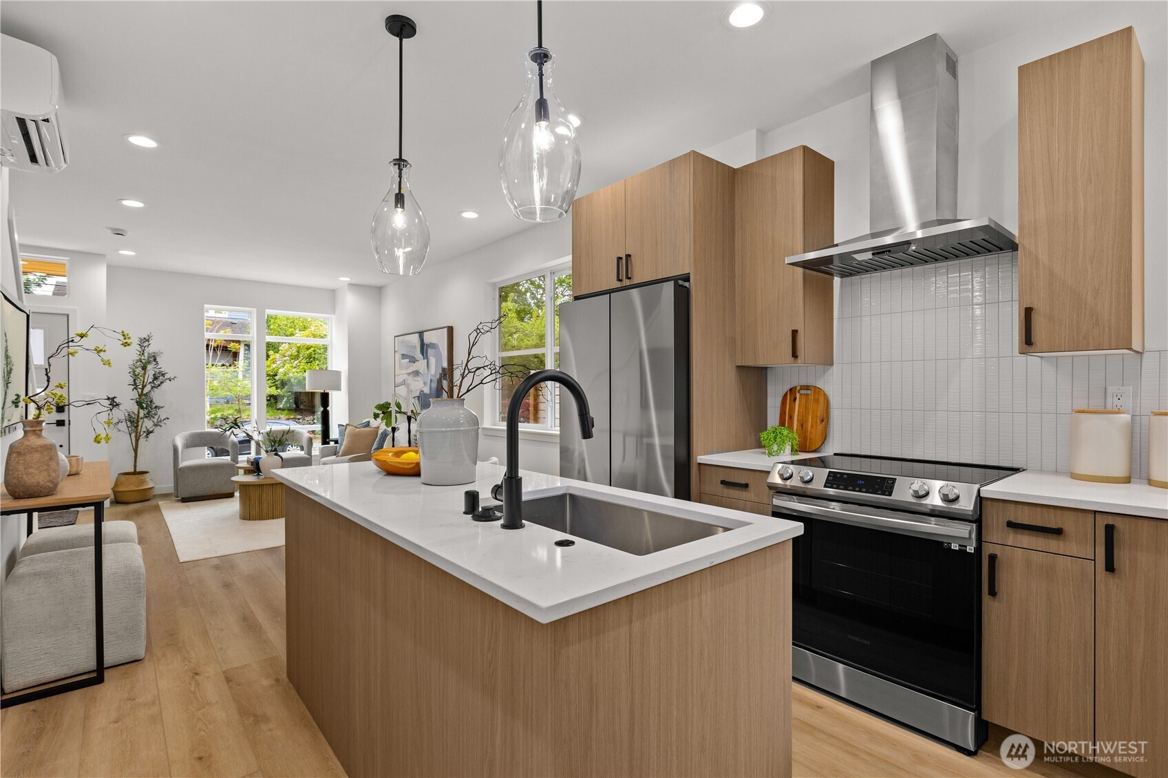 1706 North 47th Street Seattle, WA 98103 - Photo 13 of 38