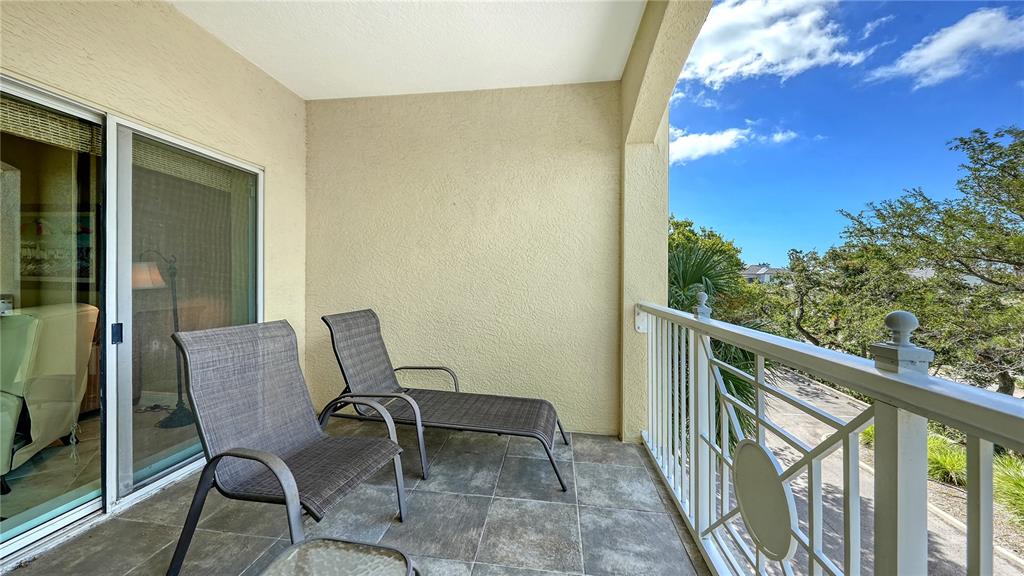 1308 Old Stickney Point Road, Unit W32 Sarasota, FL 34242 - Photo 29 of 87