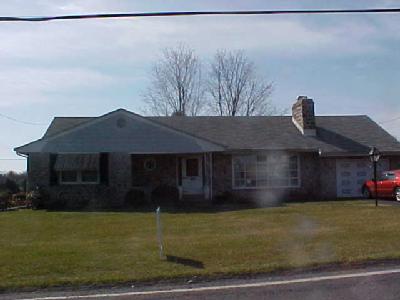 3103 Hecktown Road Bethlehem, PA 18020 - Photo 1 of 7 Gallery Image 1