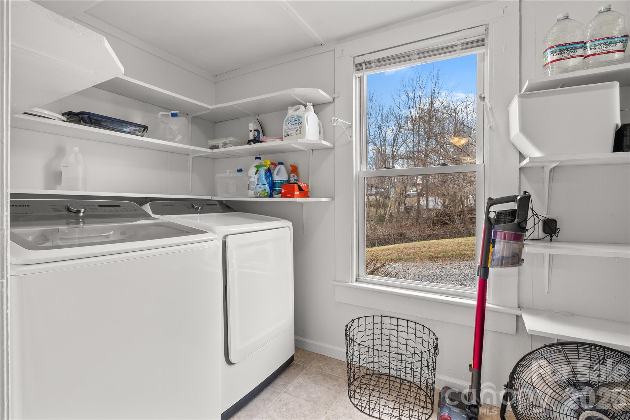 23 Maxwell Road Asheville, NC 28805 - Photo 16 of 47 a utility room with dryer and washer