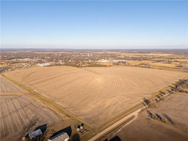 $585,000 | 0 West 17th Street, Pleasanton, KS 66075