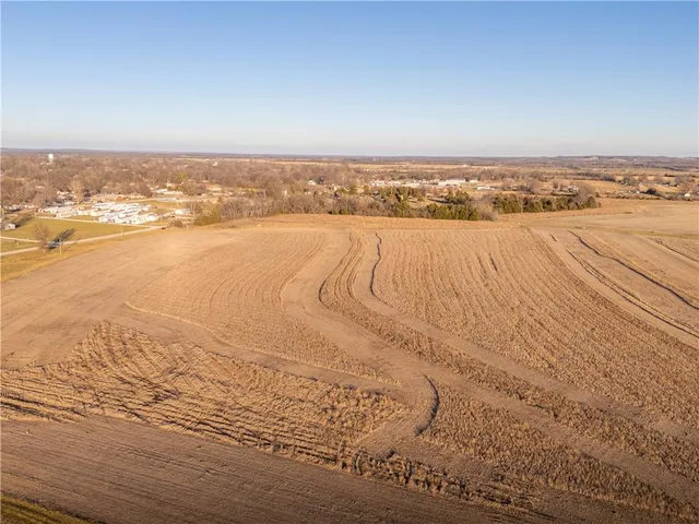 $585,000 | 0 West 17th Street, Pleasanton, KS 66075