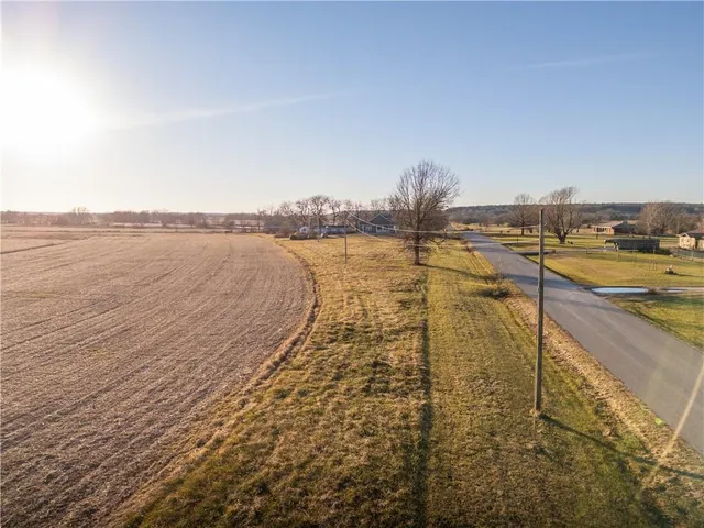 $585,000 | 0 West 17th Street, Pleasanton, KS 66075