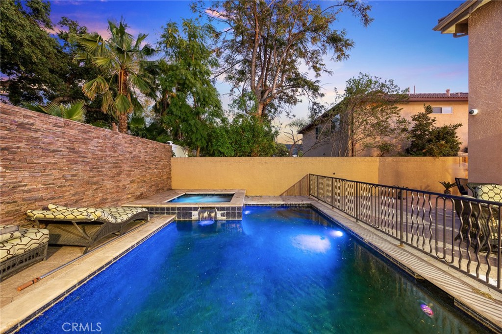 10610 Oak Tree Way Sunland, CA 91040 - Photo 44 of 63