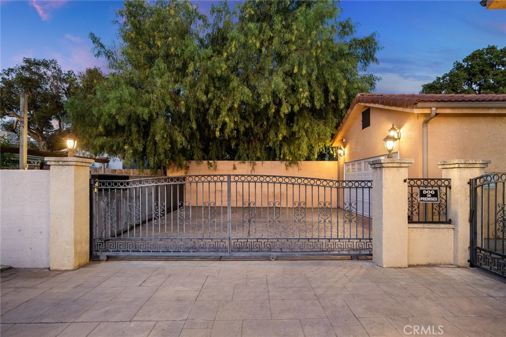 10610 Oak Tree Way Sunland, CA 91040 - Photo 54 of 63 a view of a wrought iron fences in front of house