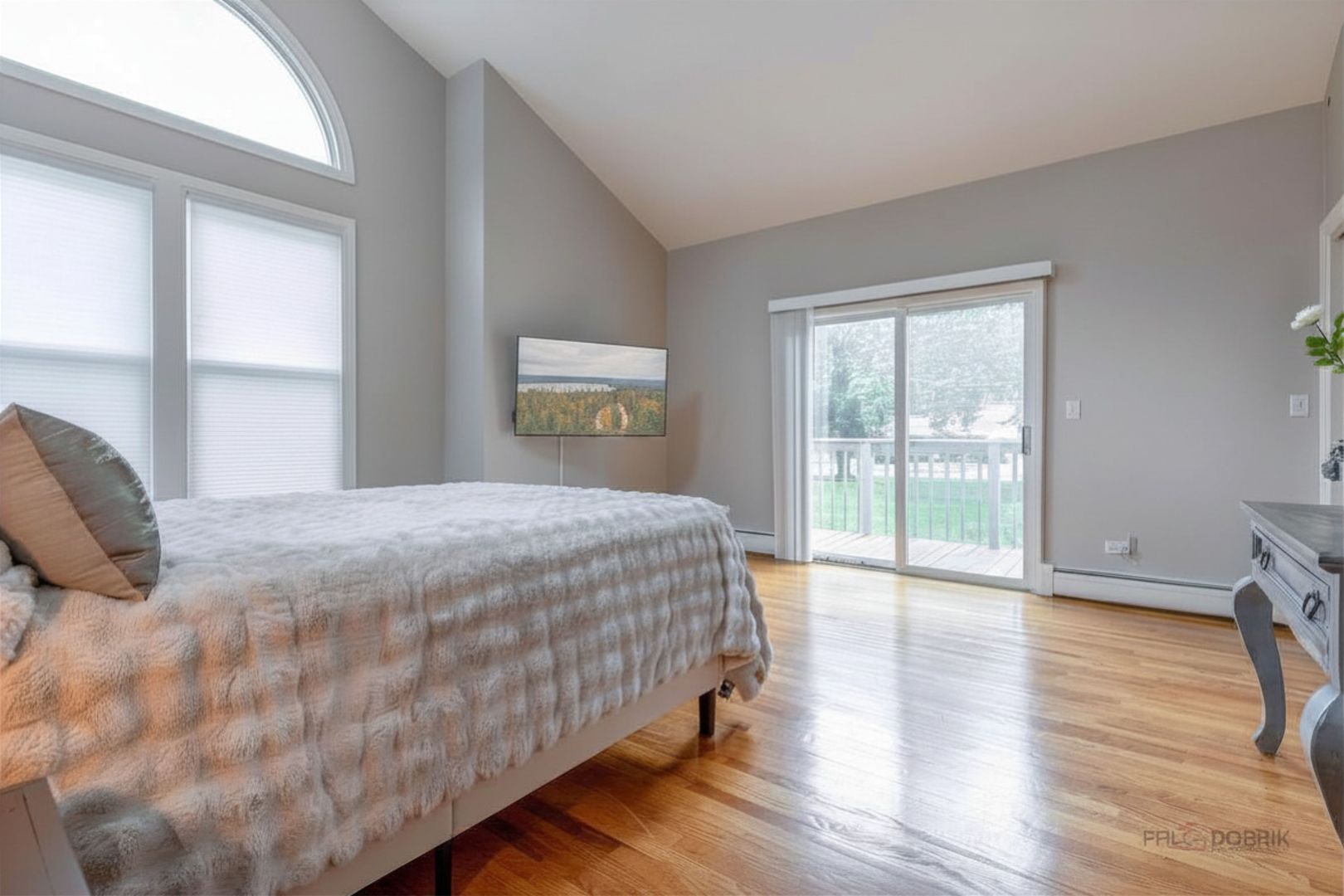 310 South Summit Street Wheaton, IL 60187 - Photo 17 of 34