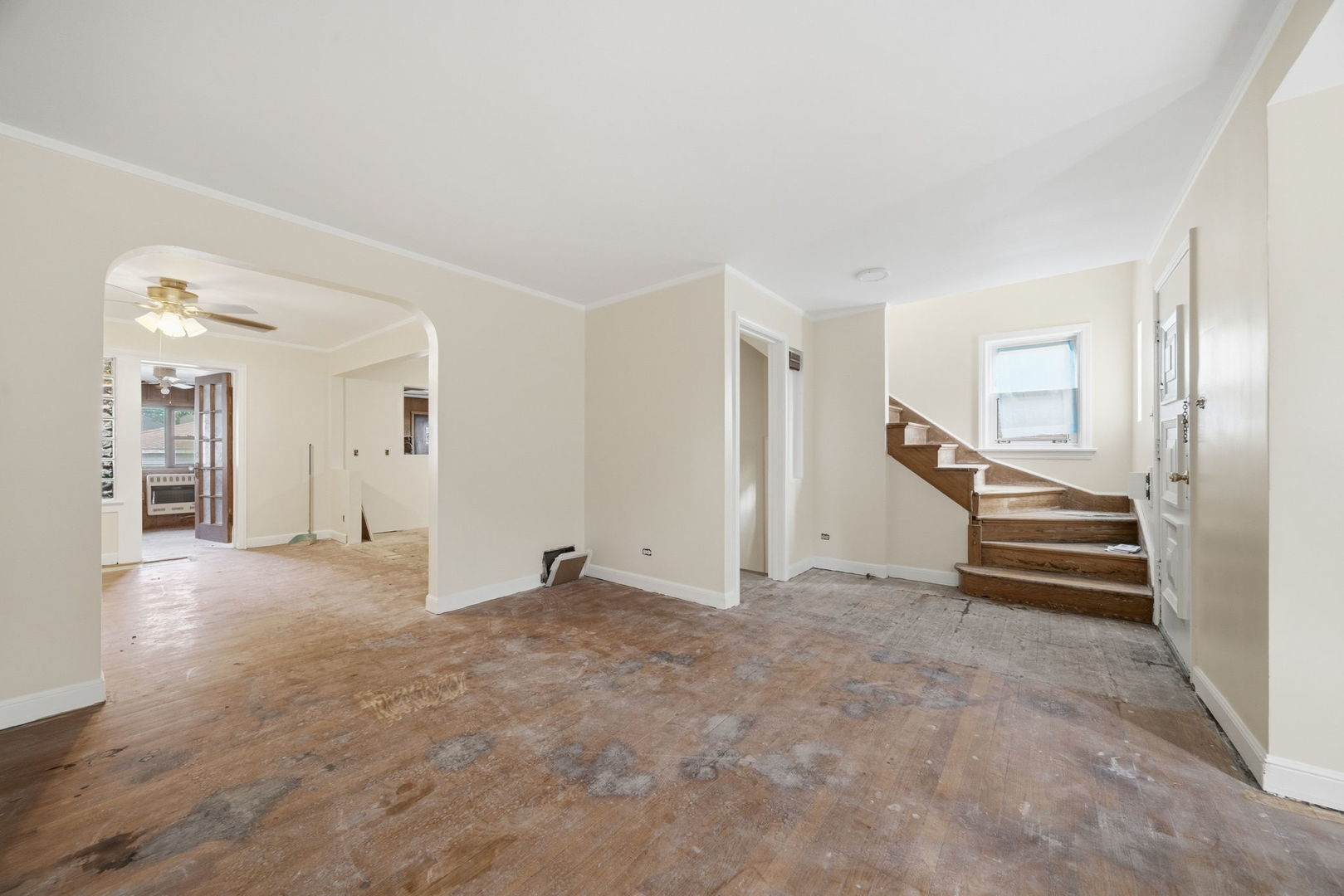 10605 South Normal Avenue Chicago, IL 60628 - Photo 6 of 19