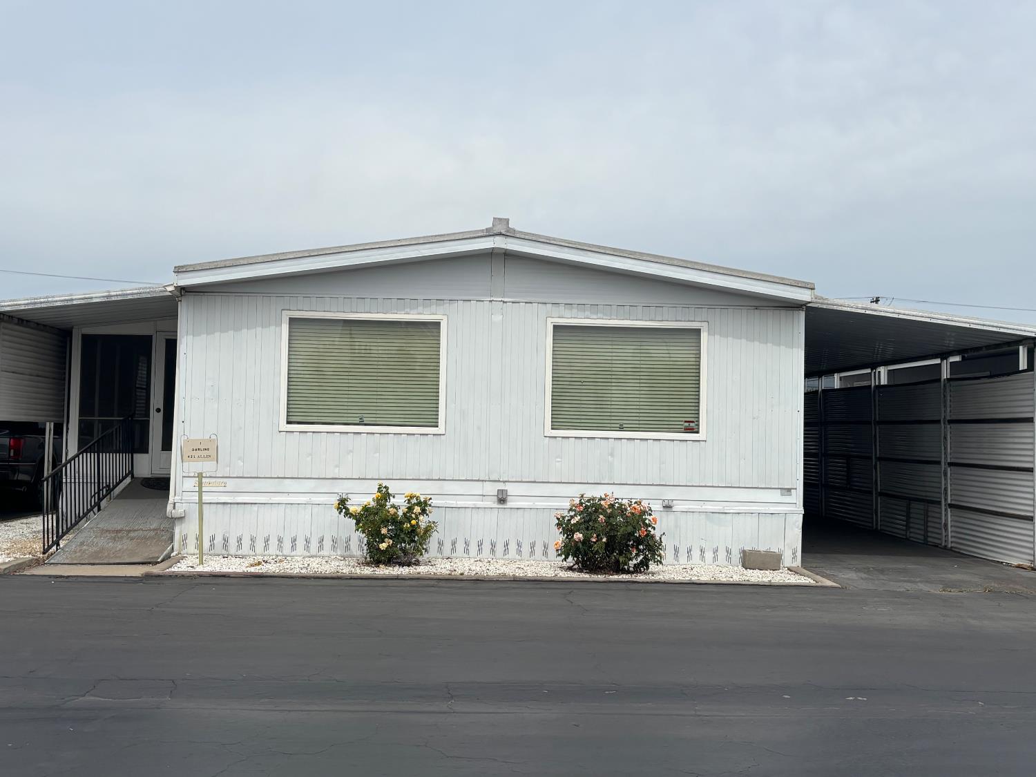 421 Allen Way Turlock, CA 95380 - Photo 1 of 7