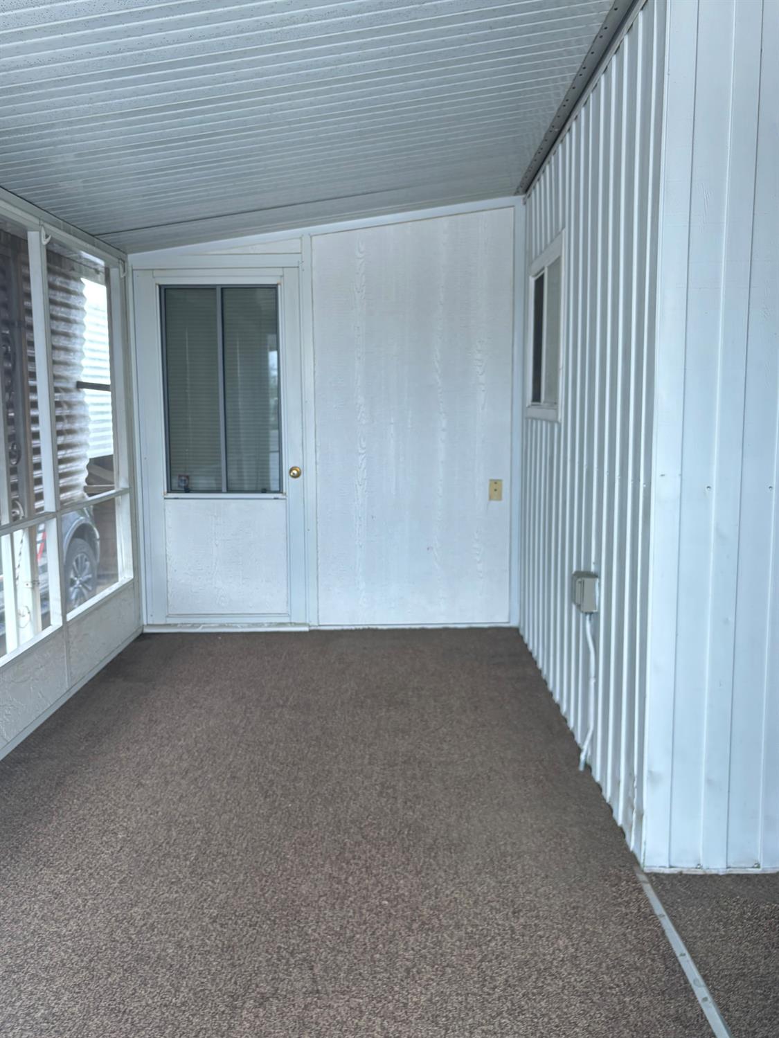 421 Allen Way Turlock, CA 95380 - Photo 2 of 7