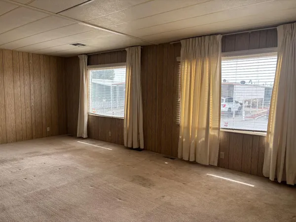$84,900 | 421 Allen Way, Turlock, CA 95380