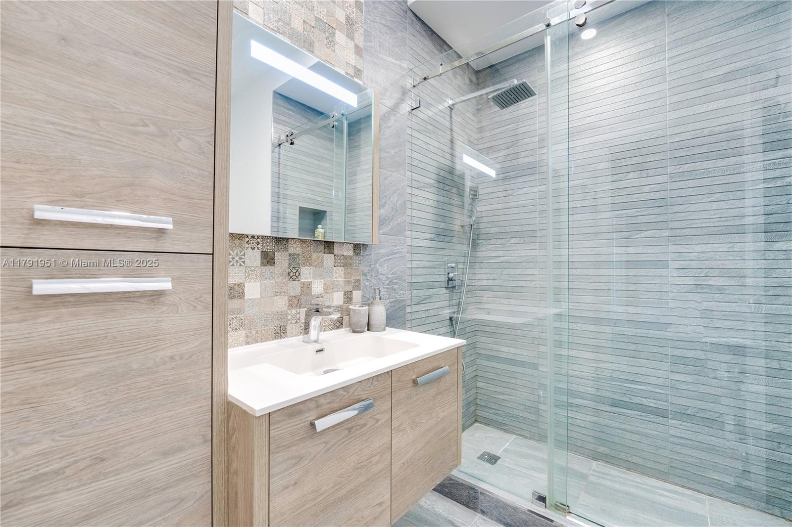 27490 Southwest 138th Path Homestead, FL 33032 - Photo 19 of 33 Gallery Image 19