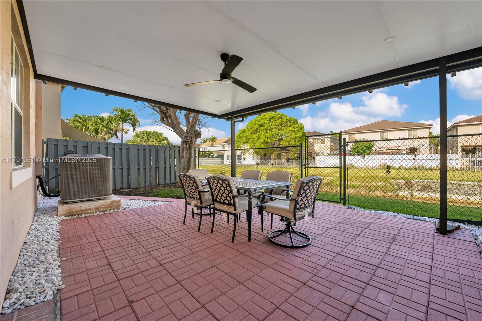 27490 Southwest 138th Path Homestead, FL 33032 - Photo 21 of 33 Gallery Image 21