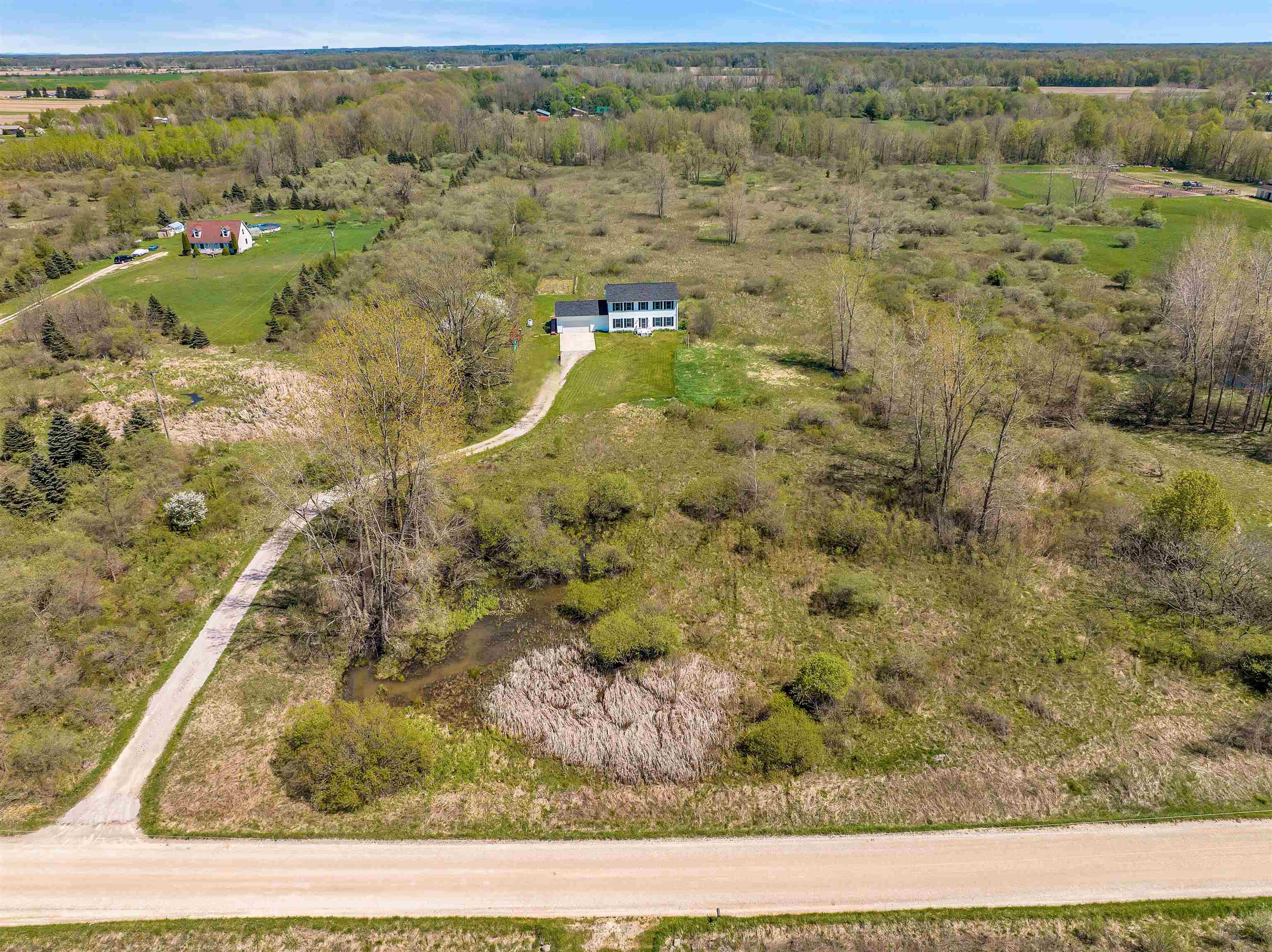 5966 Welch Road Emmett, MI 48022 - Photo 31 of 34 50141209-8efe8bcf-ca5f-425b-83c8-97e01f29f6d3.JPG