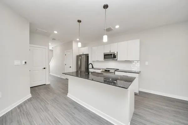 $1,729 | 7711 Longmire Road, Unit 102, Conroe, TX 77304