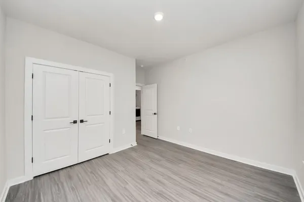 $1,729 | 7711 Longmire Road, Unit 102, Conroe, TX 77304