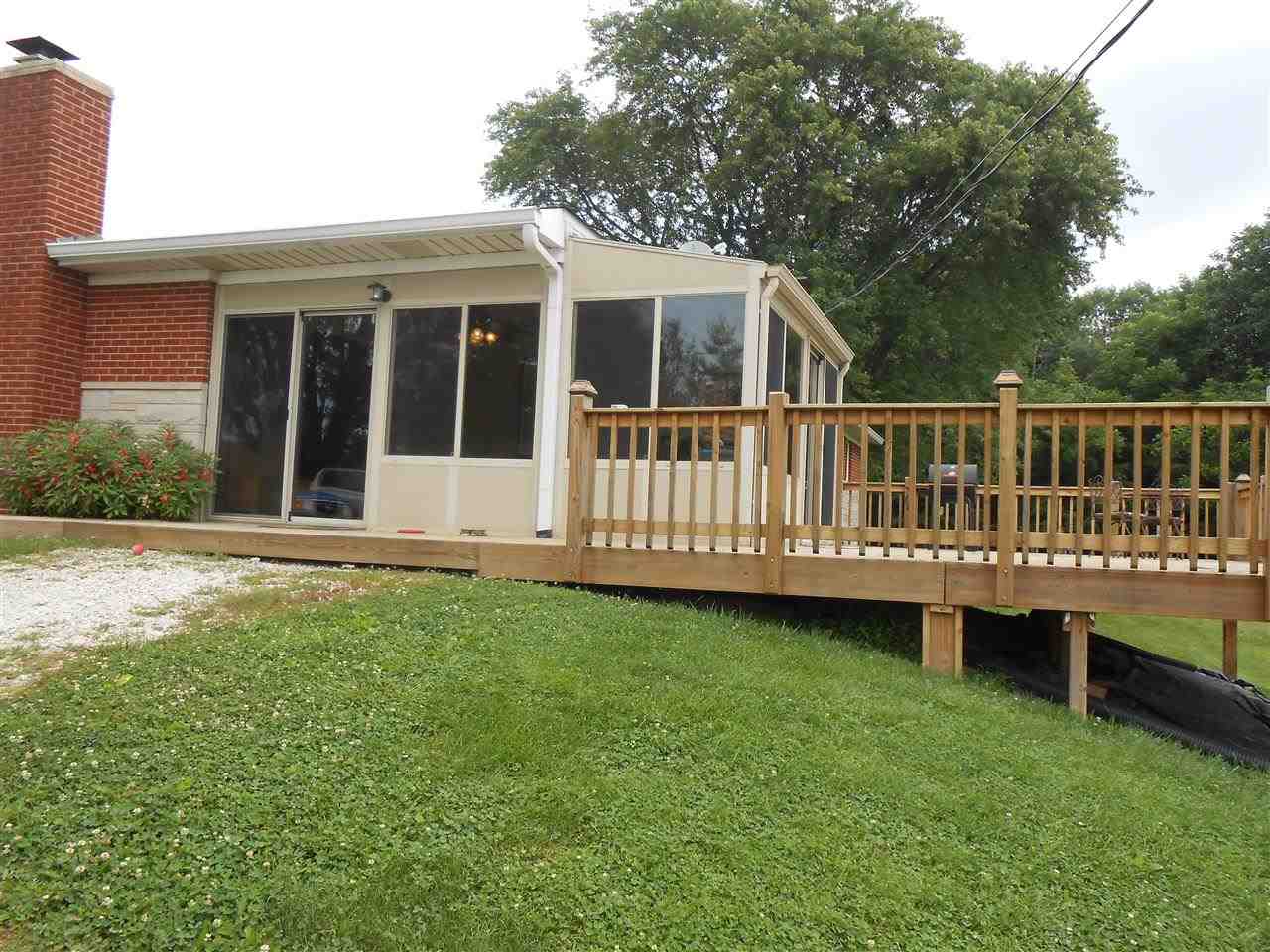 2858 East Sylvania Road Bloomfield, IN 47424 - Photo 3 of 12 Gallery Image 3