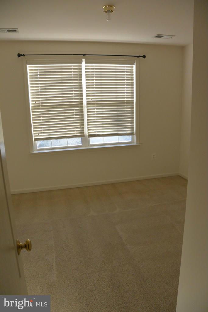 16526 Reservoir Loop Dumfries, VA 22026 - Photo 15 of 28 Bedroom