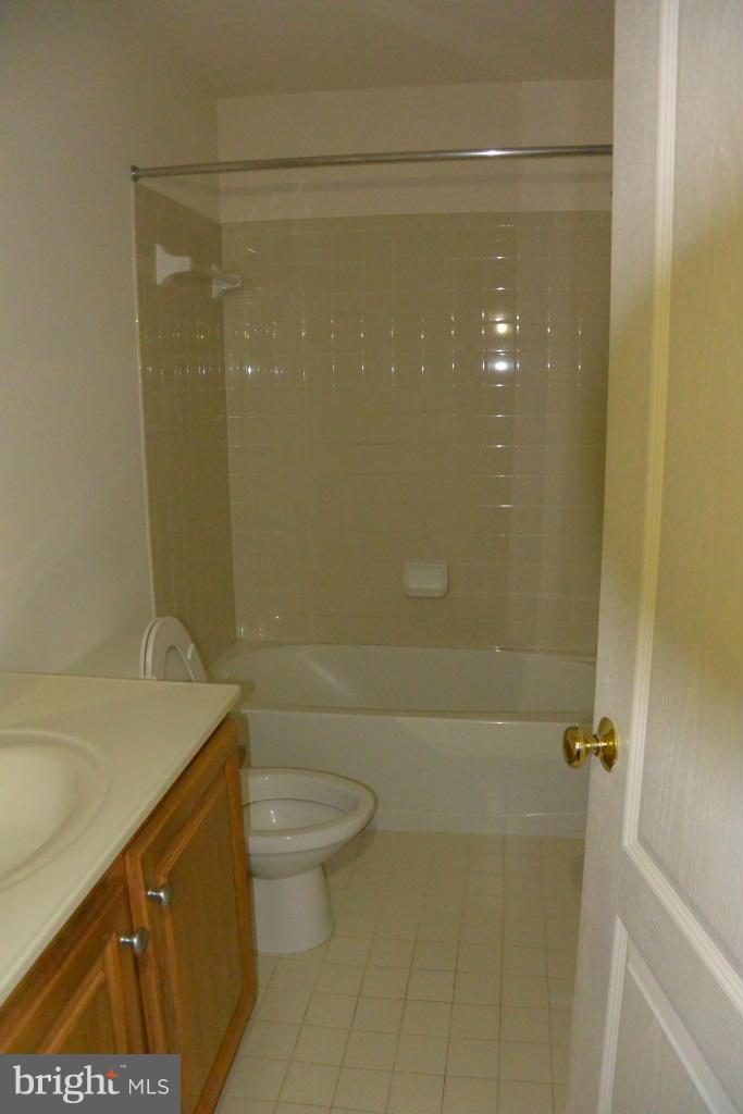 16526 Reservoir Loop Dumfries, VA 22026 - Photo 21 of 28 Bath