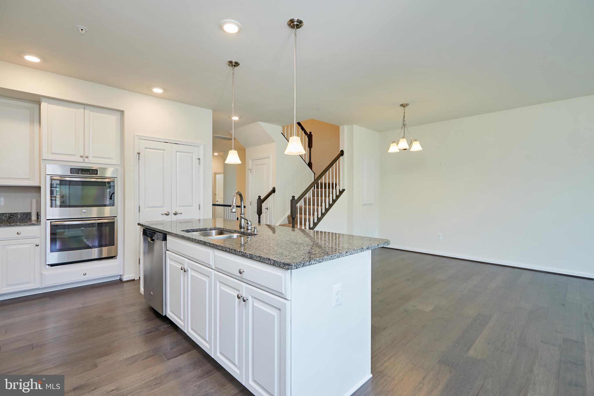 13605 Rockingham Lane, Unit 52H Gainesville, VA 20155 - Photo 4 of 31