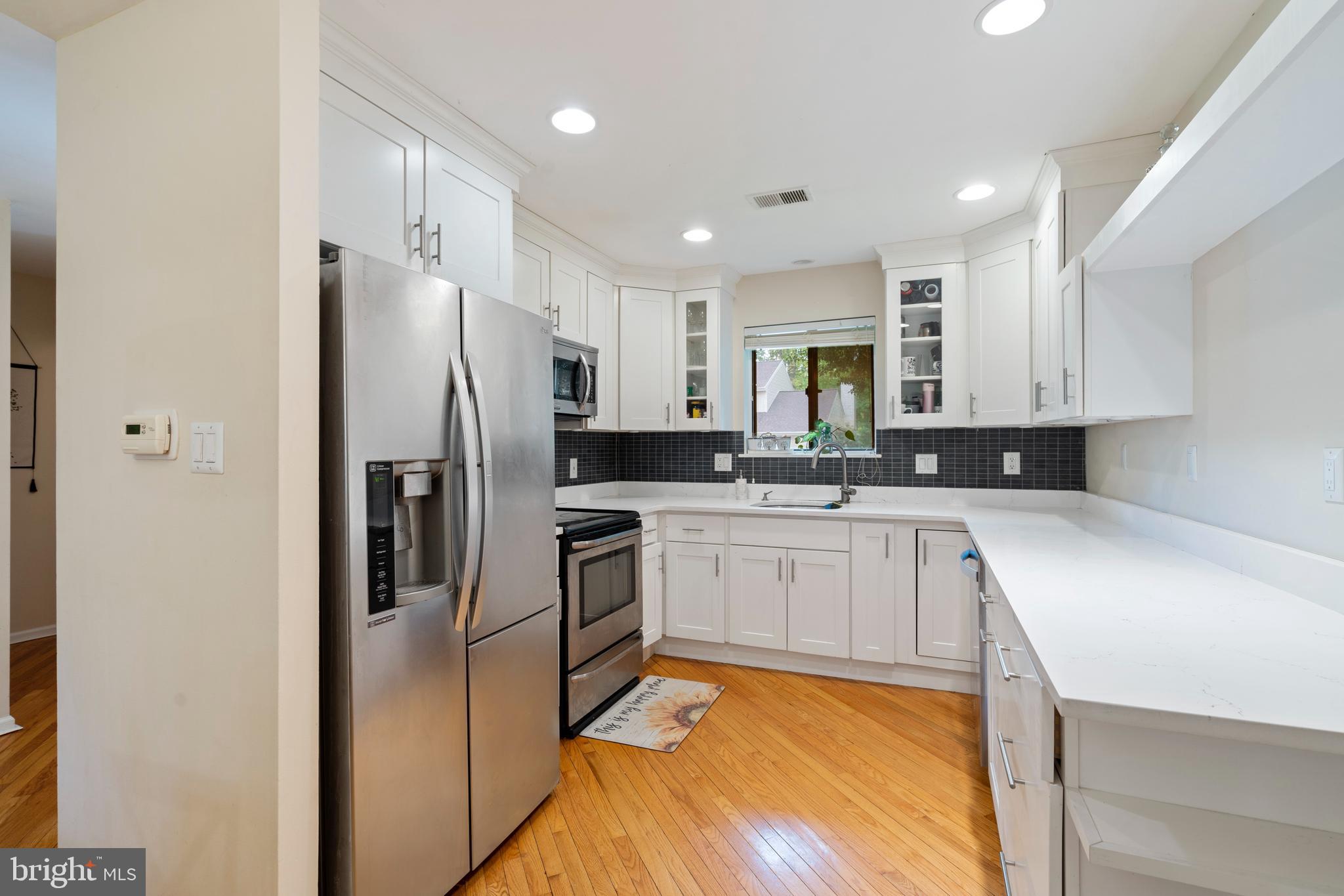156 Eaton Drive Wayne, PA 19087 - Photo 5 of 15