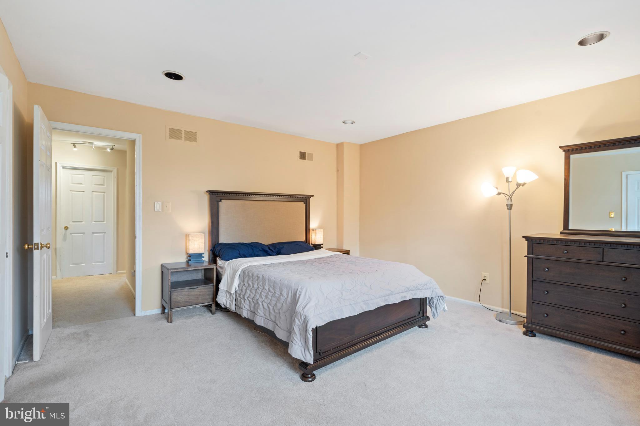 156 Eaton Drive Wayne, PA 19087 - Photo 8 of 15
