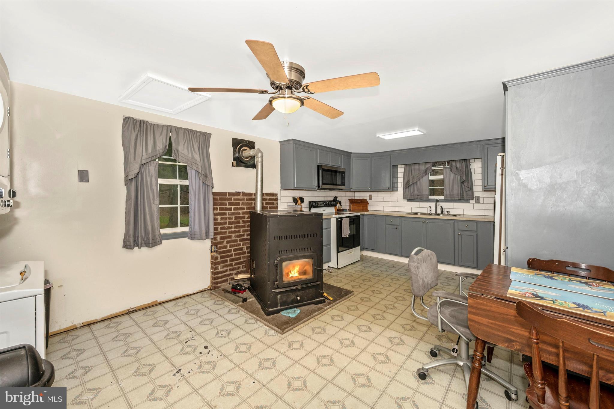 3813 Basford Road Frederick, MD 21703 - Photo 23 of 40