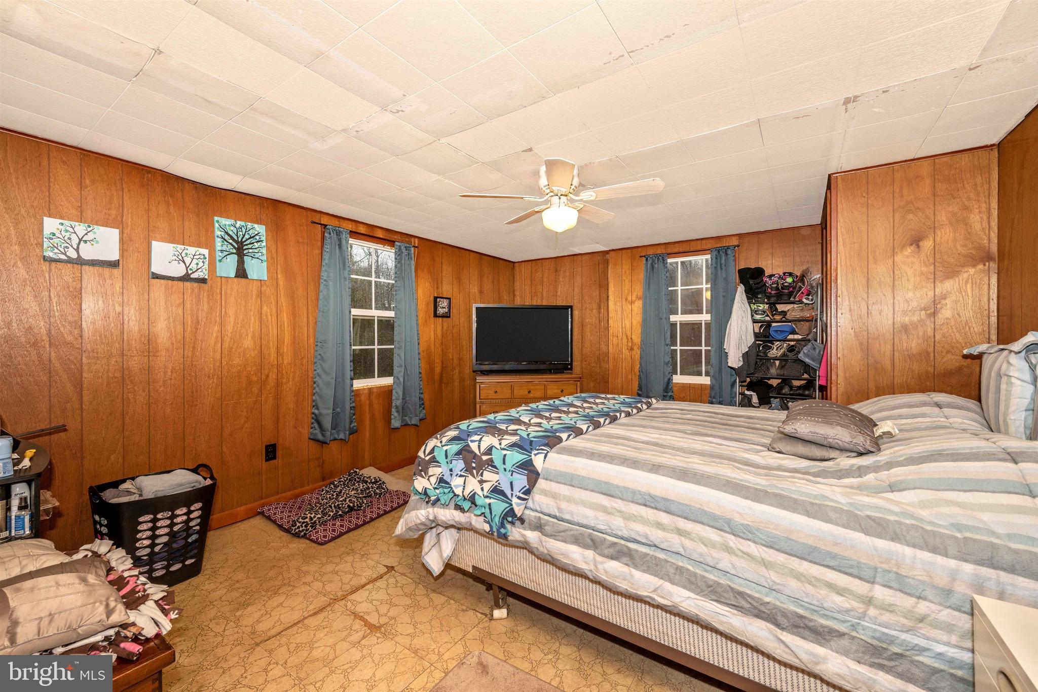 3813 Basford Road Frederick, MD 21703 - Photo 33 of 40 Bedroom 1