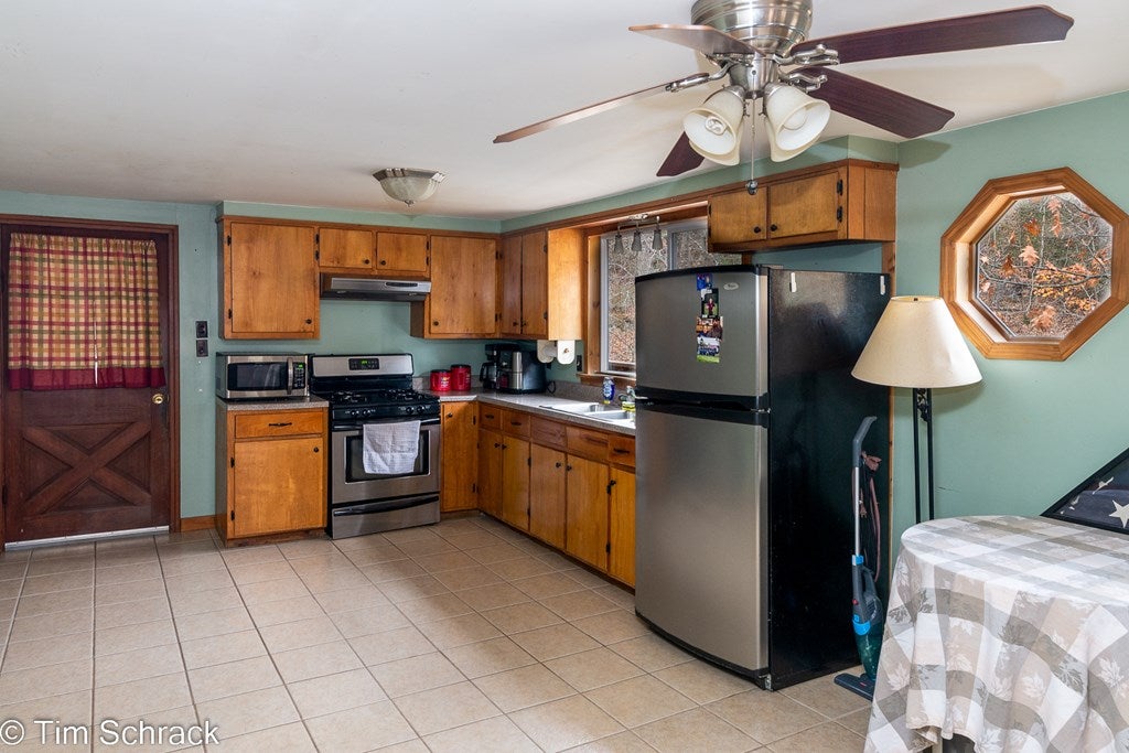 12384 Henderson Overlook Road Huntingdon, PA 16652 - Photo 5 of 10 Gallery Image 5