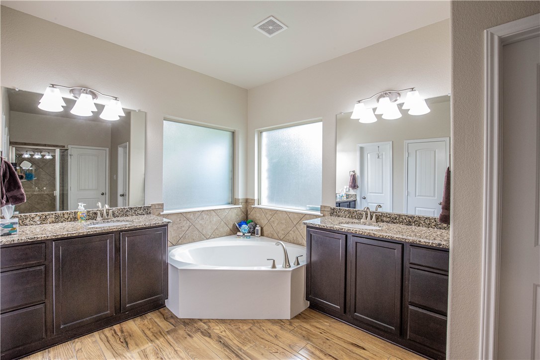 5524 Wisdom Court Waco, TX 76708 - Photo 10 of 30