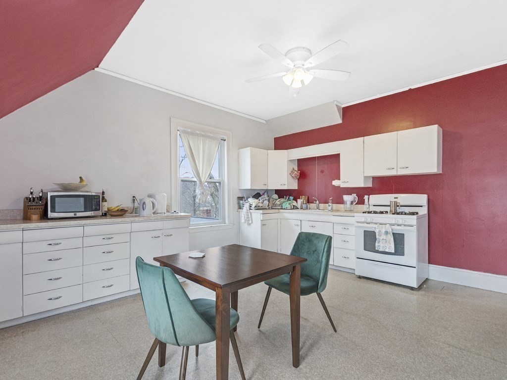 14 Newell Road Brookline, MA 02446 - Photo 13 of 23 Gallery Image 13